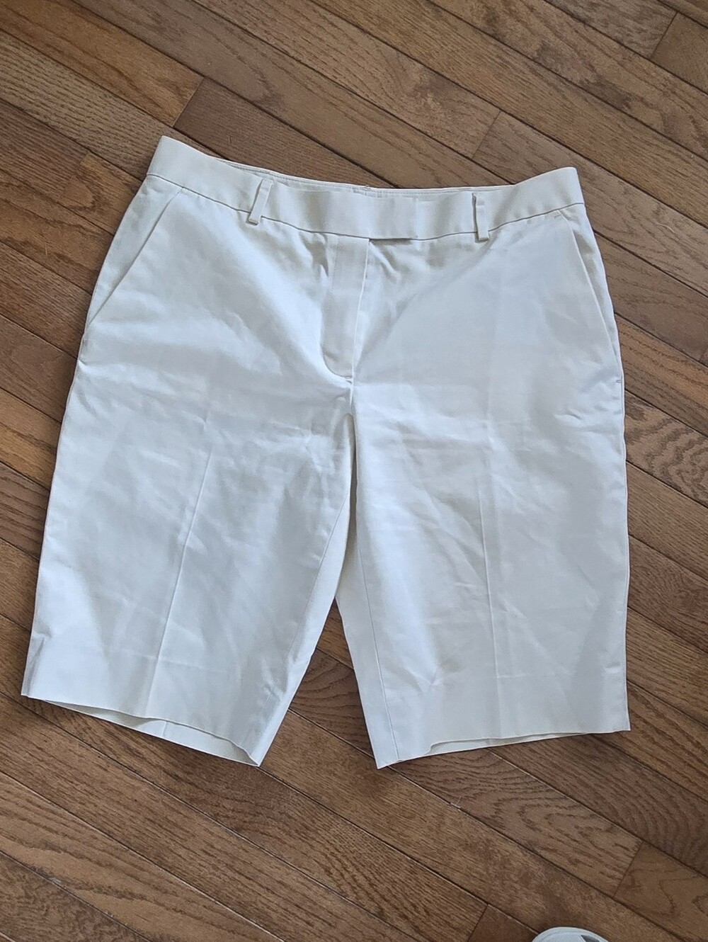Brooks Brothers Beige Chino Bermuda Shorts Khakis Womens 6